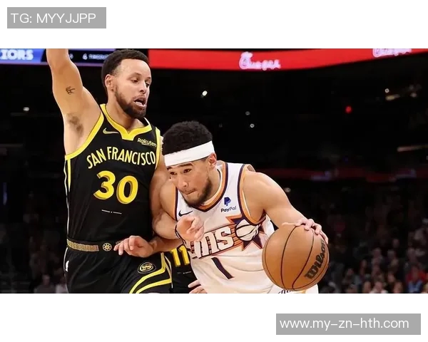 布克追身三分命中却遭裁判无视3加1机会球队分差扩大至20分以上