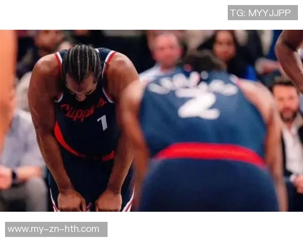 快船队的挑战与内讧:顺风球下的脆弱与争执分析 快船队的挑战与内讧:顺风球下的脆弱与争执分析