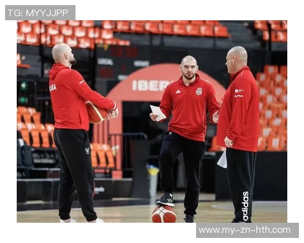 王子铭茹萨韦林顿齐聚蓉城训练基地备战新赛季引发球迷热议