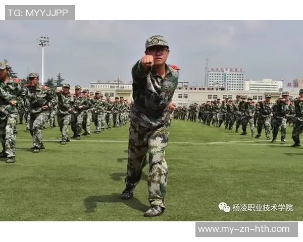 克莱坚韧不拔面对挑战身体疲惫却坚定展现职业精神